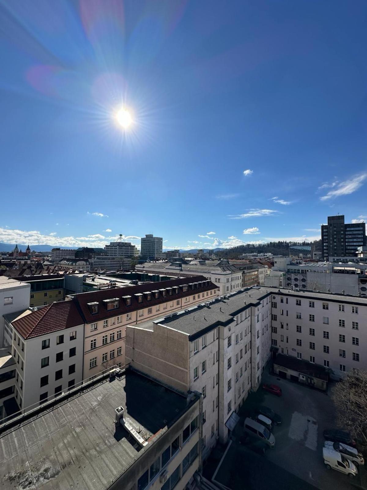 Ljubljana Center With A Castle View, Parking Apartment Ngoại thất bức ảnh